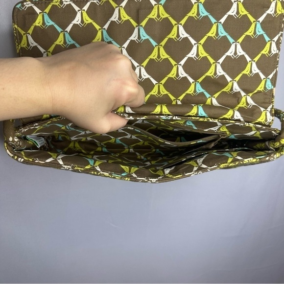 Vera Bradley Sittin in a Tree Knot Just a Clutch Retired 2010 Green Brown Purse - Picture 4 of 8